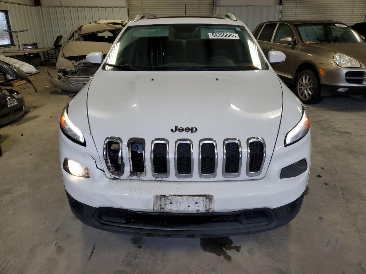 2016 Jeep Grand Cherokee - Image 5