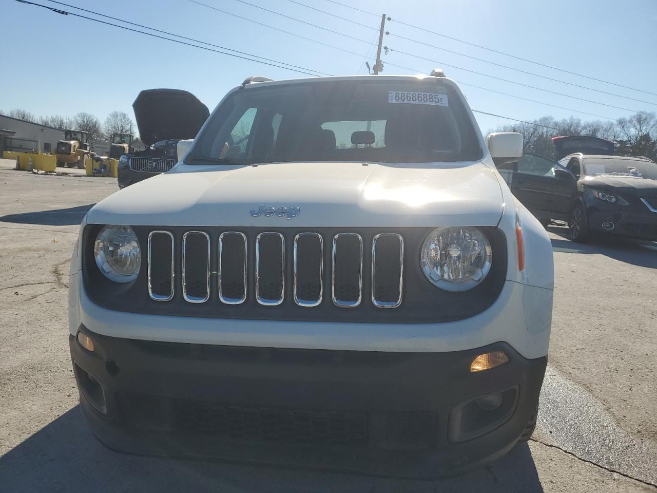 2018 Jeep Renegade - Image 5