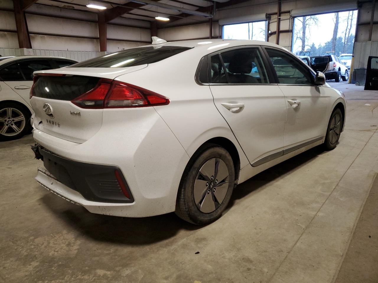 2022 Hyundai IONIQ - Image 3