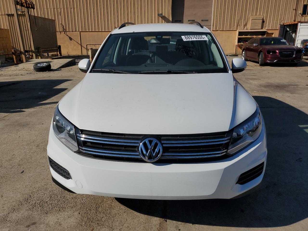 2016 Volkswagen Tiguan - Image 5