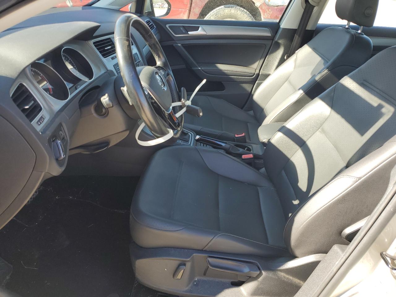 2016 Volkswagen Golf - Image 7