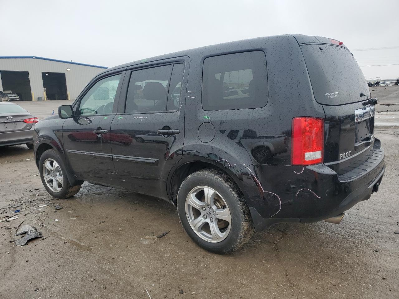 2015 Honda Pilot - Image 2
