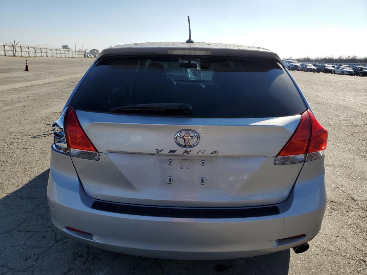 2011 Toyota Venza - Image 6