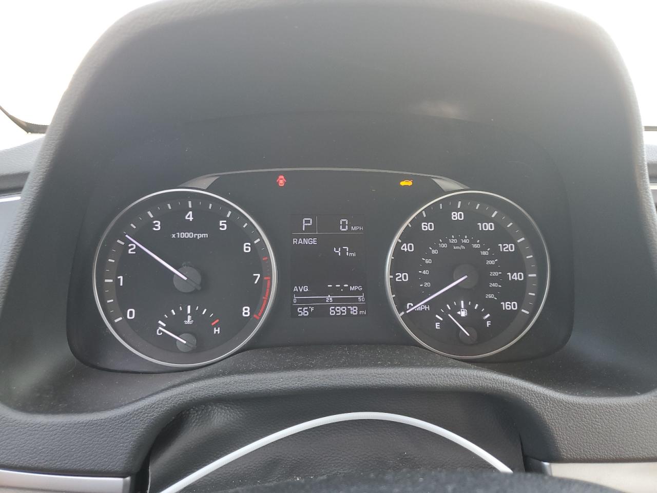 2017 Hyundai Elantra - Image 9