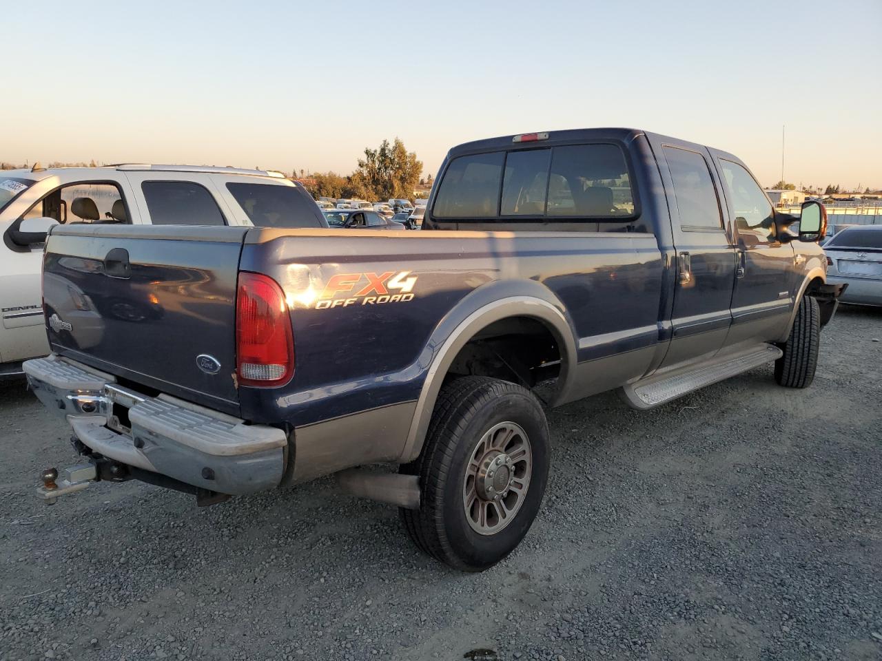 2006 Ford F350 - Image 3