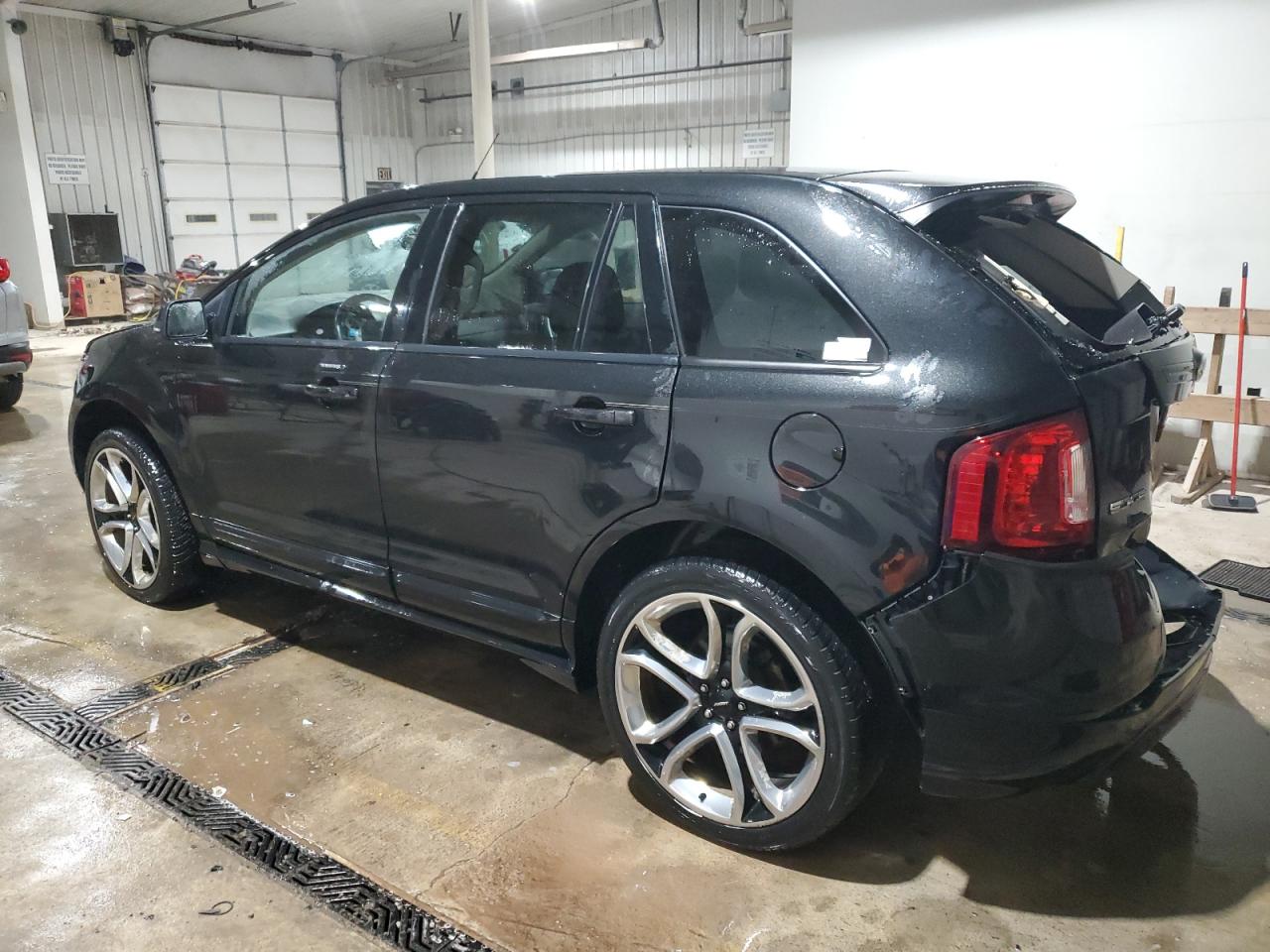 2013 Ford Edge - Image 2