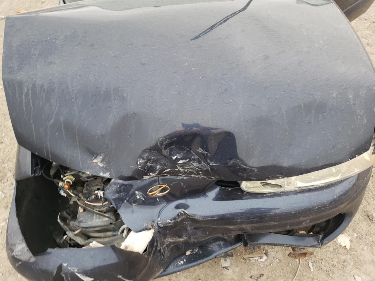 2004 Oldsmobile Alero - Image 13