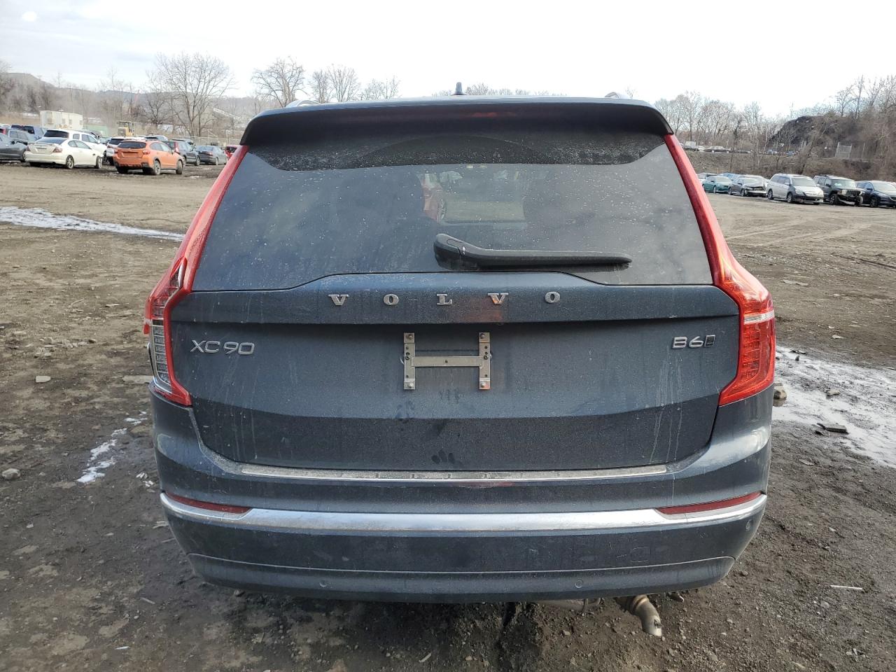 2023 Volvo XC90 - Image 6
