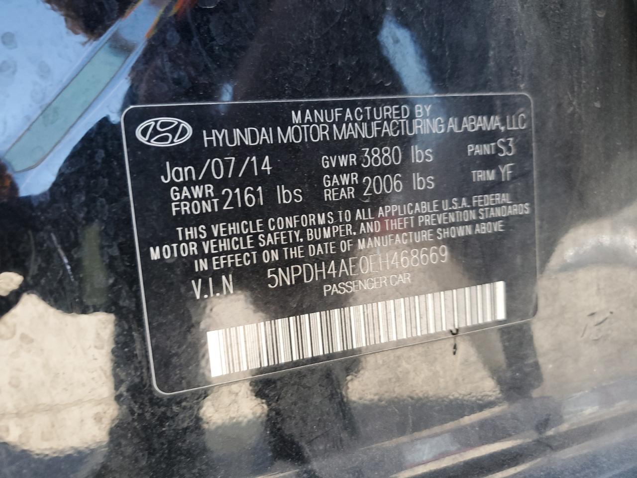 2014 Hyundai Elantra - Image 12
