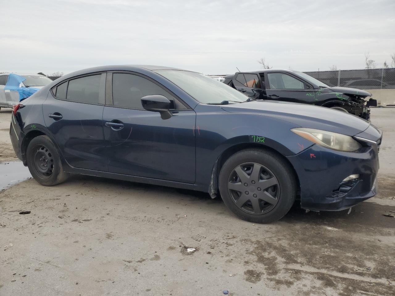 2015 Mazda 3 - Image 4