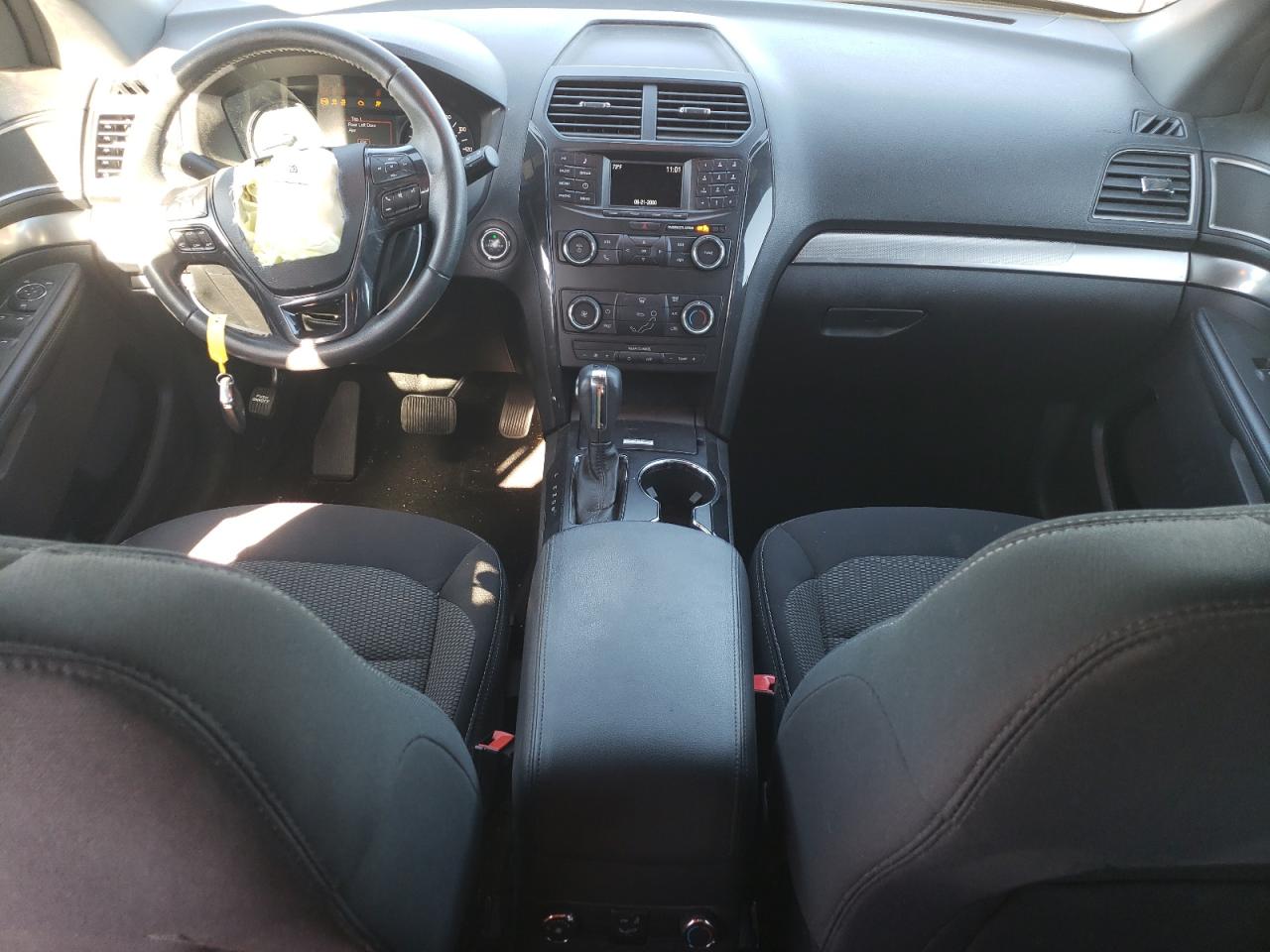 2019 Ford Explorer - Image 8