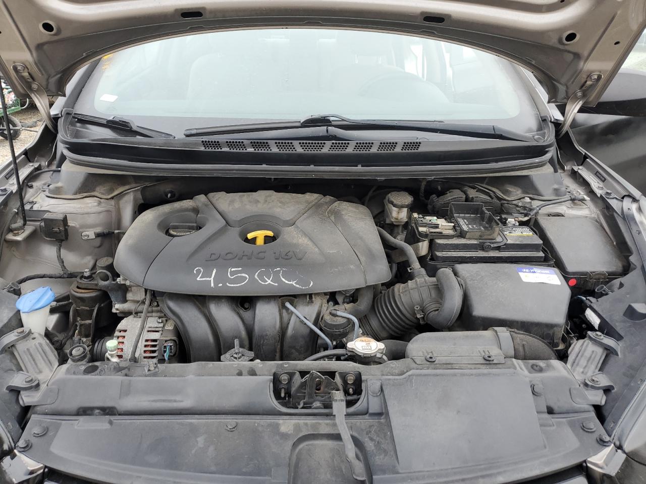 2015 Hyundai Elantra - Image 11