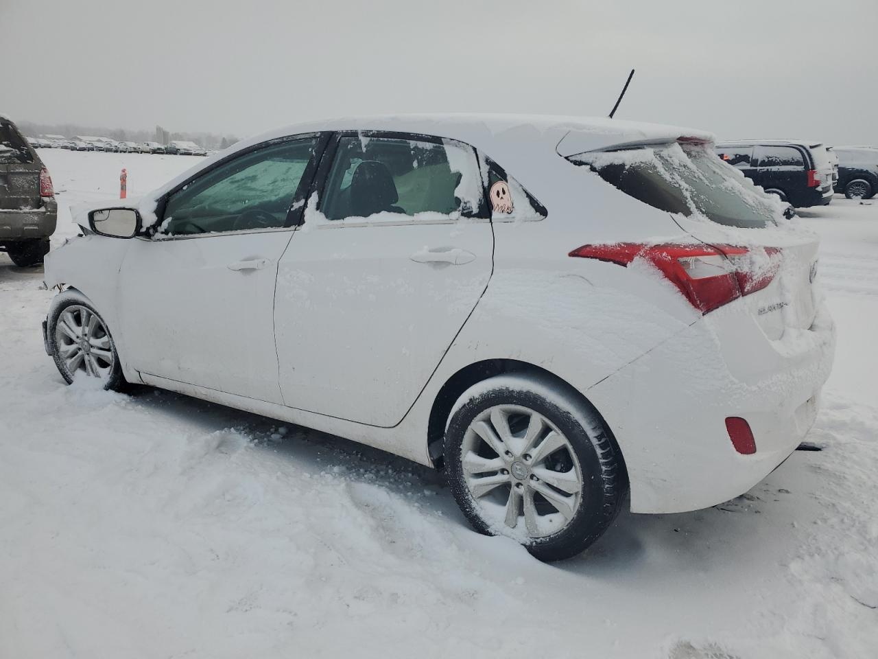 2014 Hyundai Elantra - Image 2