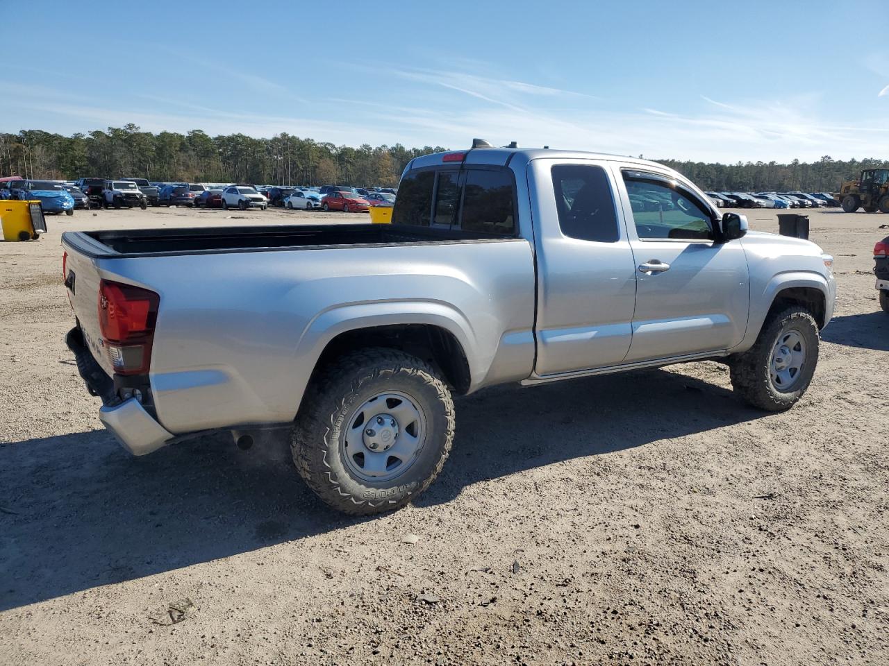 2022 Toyota Tacoma - Image 3