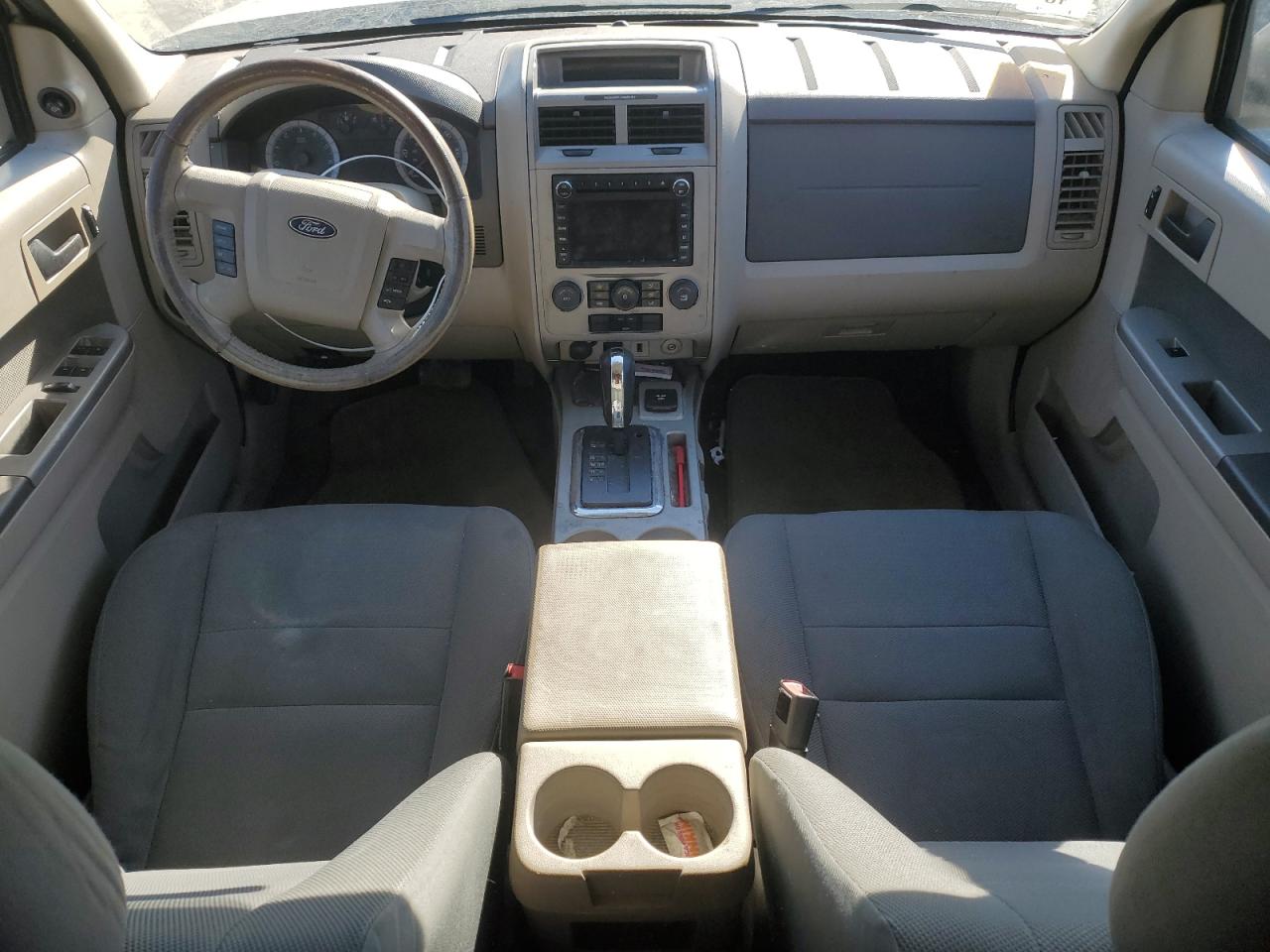 2009 Ford Escape - Image 8