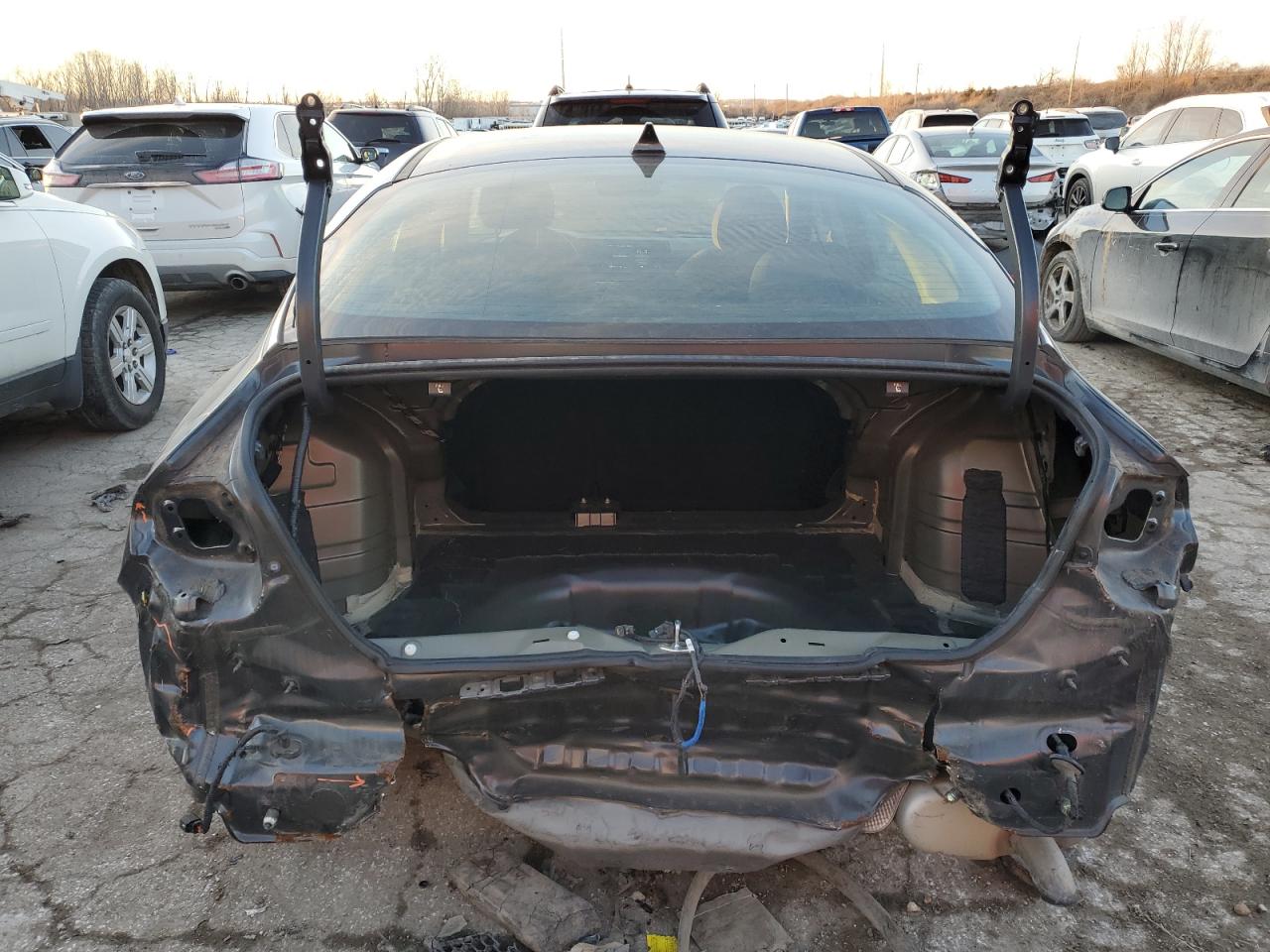 2021 Kia K5 - Image 6