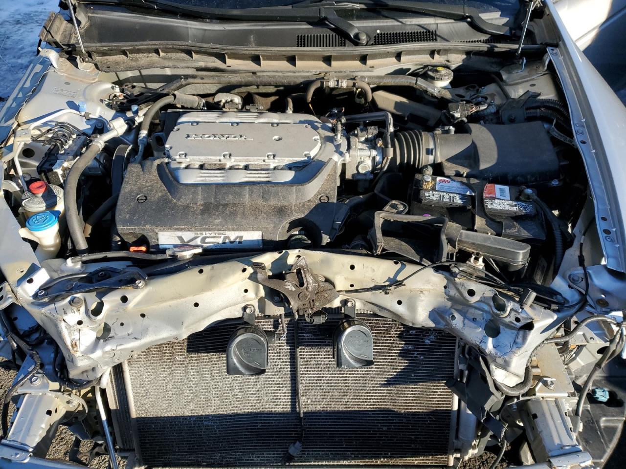 2009 Honda Accord - Image 11