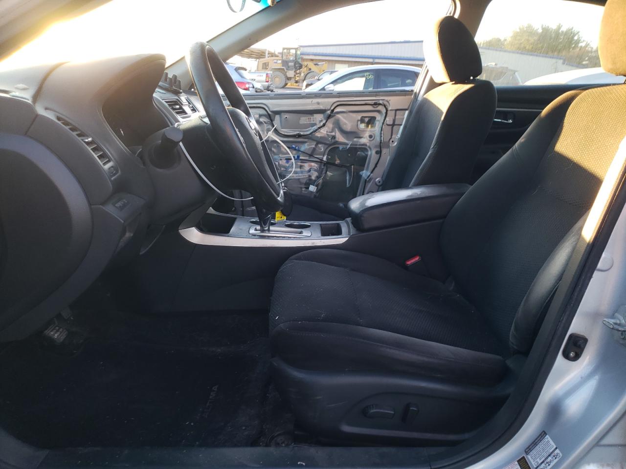2015 Nissan Altima - Image 7