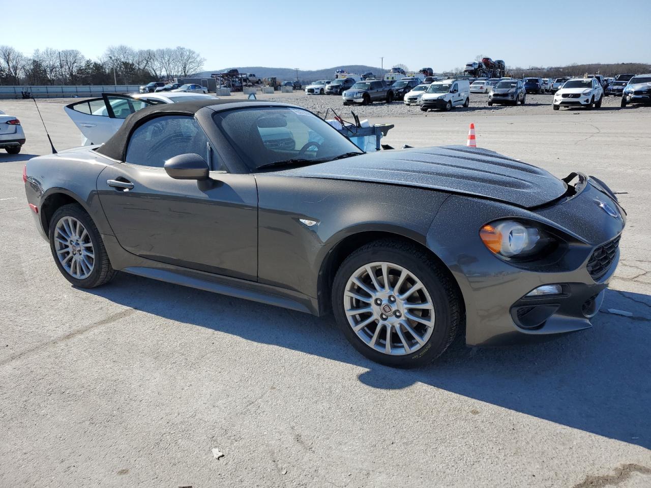 2018 Fiat 124 Spider - Image 4