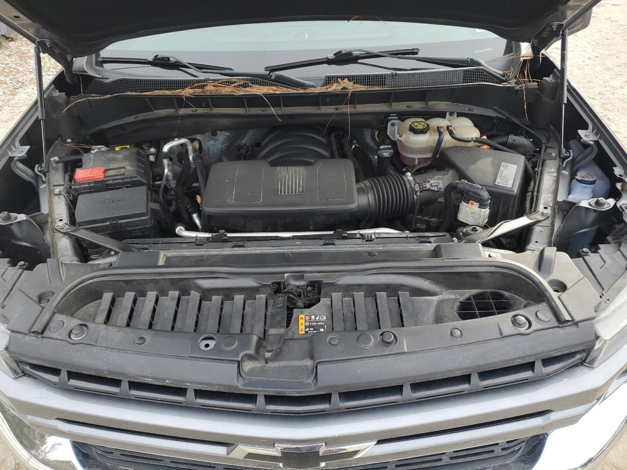 2019 Chevrolet Silverado - Image 11