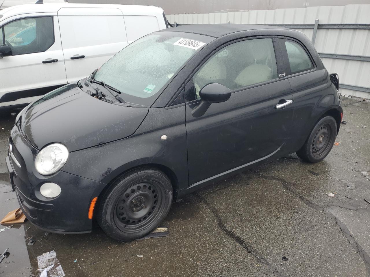 2013 Fiat 500 - Image 1