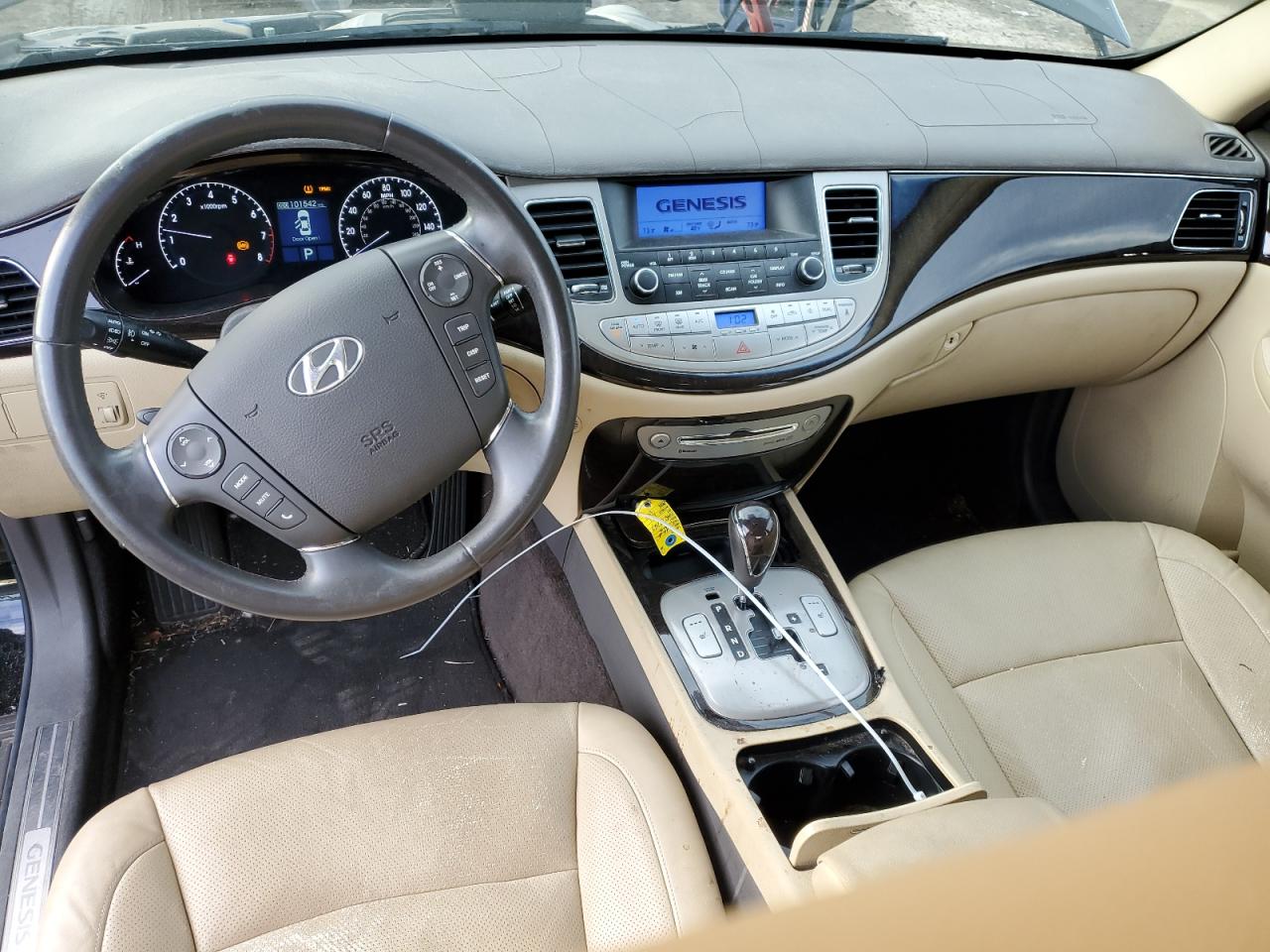 2010 Hyundai Genesis 3.8L VIN: KMHGC4DE6AU075147 Lot: 88168325