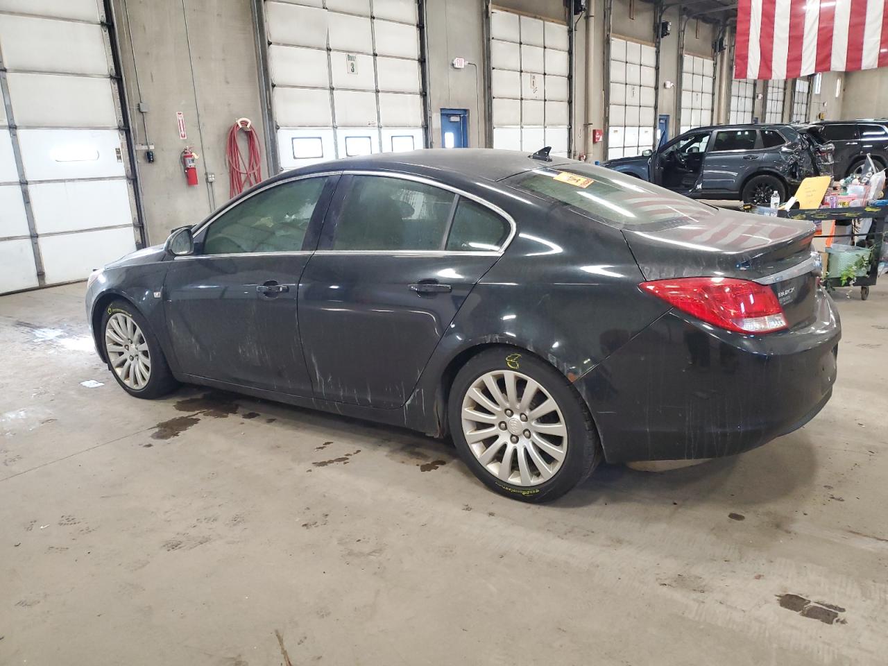 2011 Buick Regal - Image 2