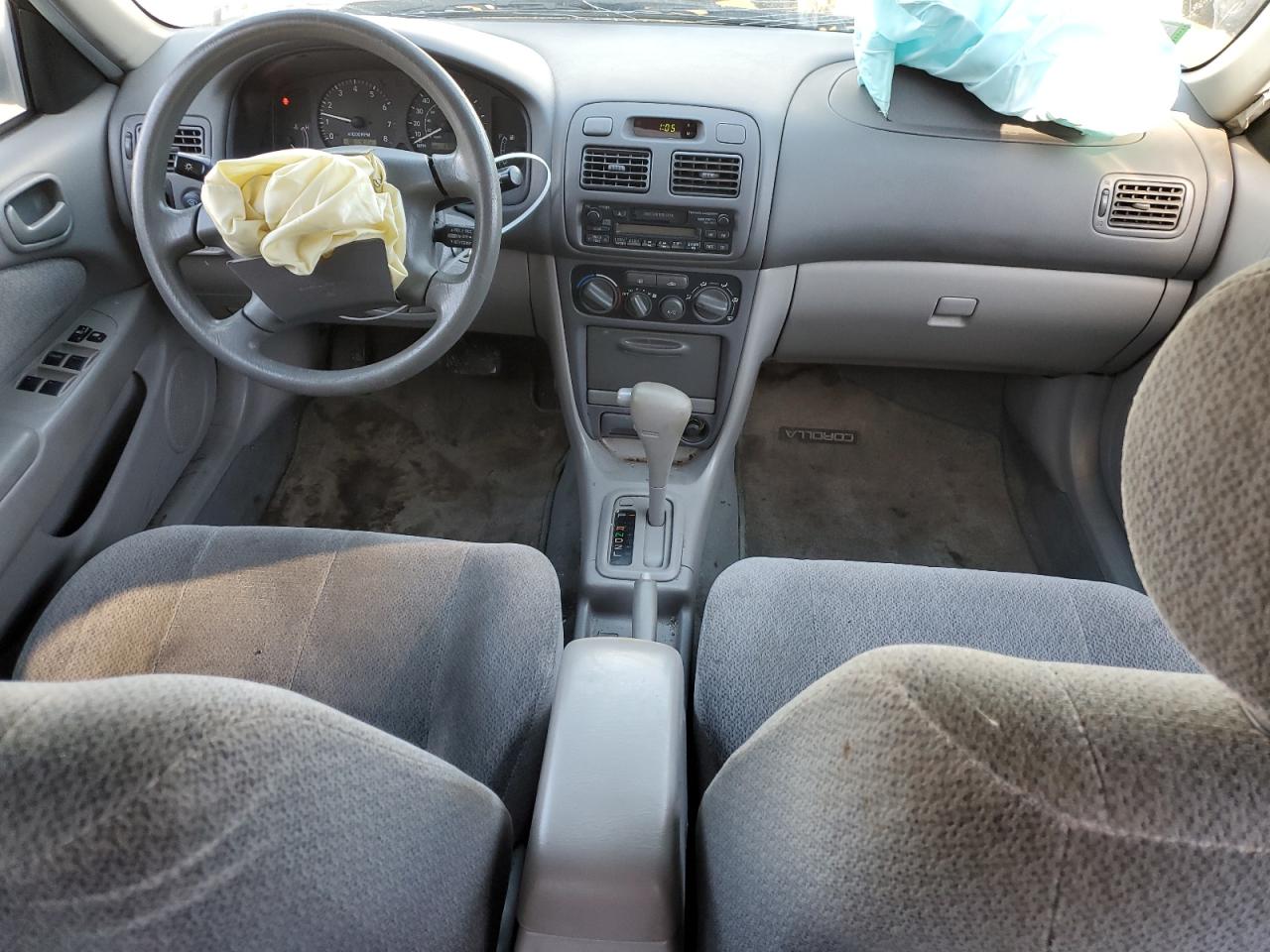 2002 Toyota Corolla - Image 8
