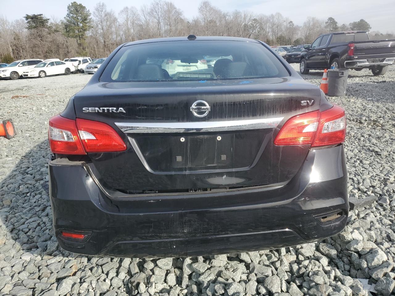 2017 Nissan Sentra - Image 6