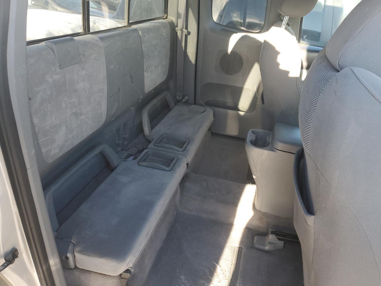 2006 Toyota Tacoma - Image 10