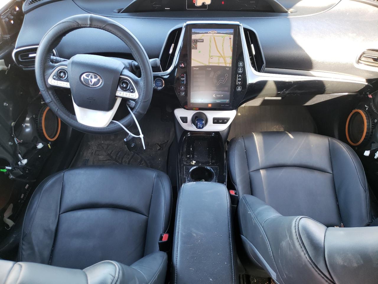 2017 Toyota Prius - Image 8