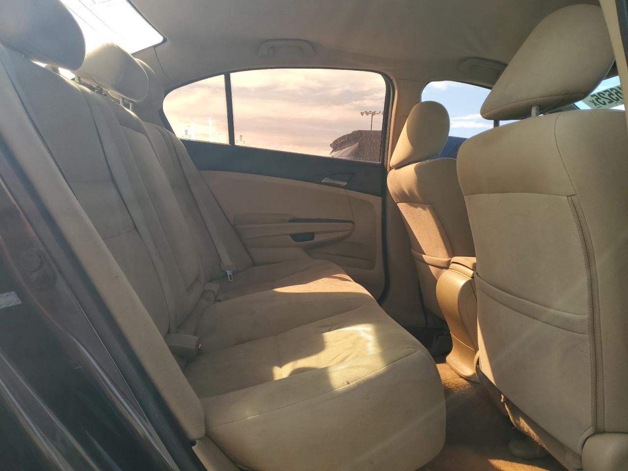 2012 Honda Accord - Image 10