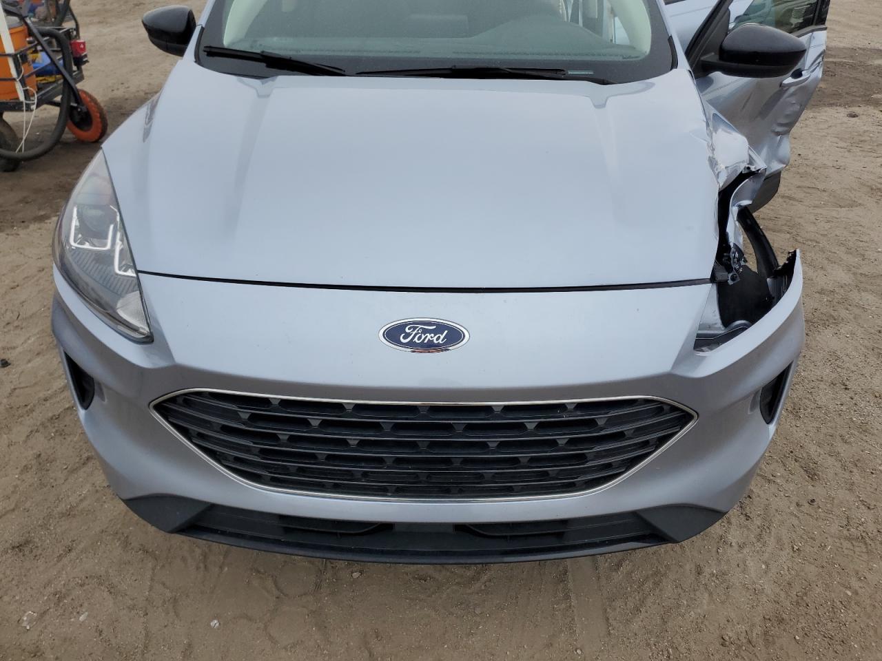 1FMCU0G67NUB88734 Ford Escape 2022. Фото: 11