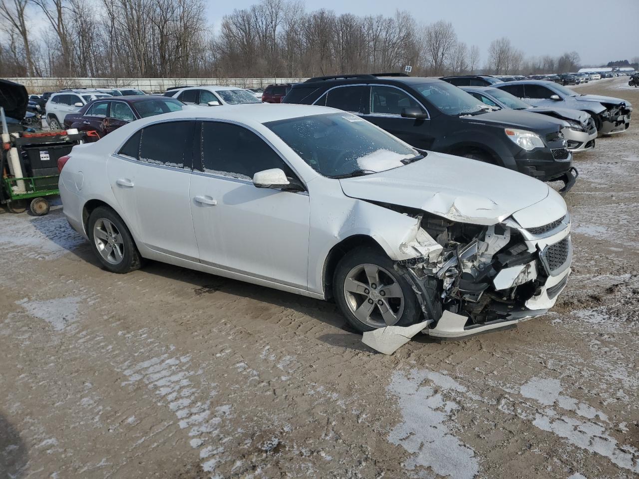 2015 Chevrolet Malibu - Image 4