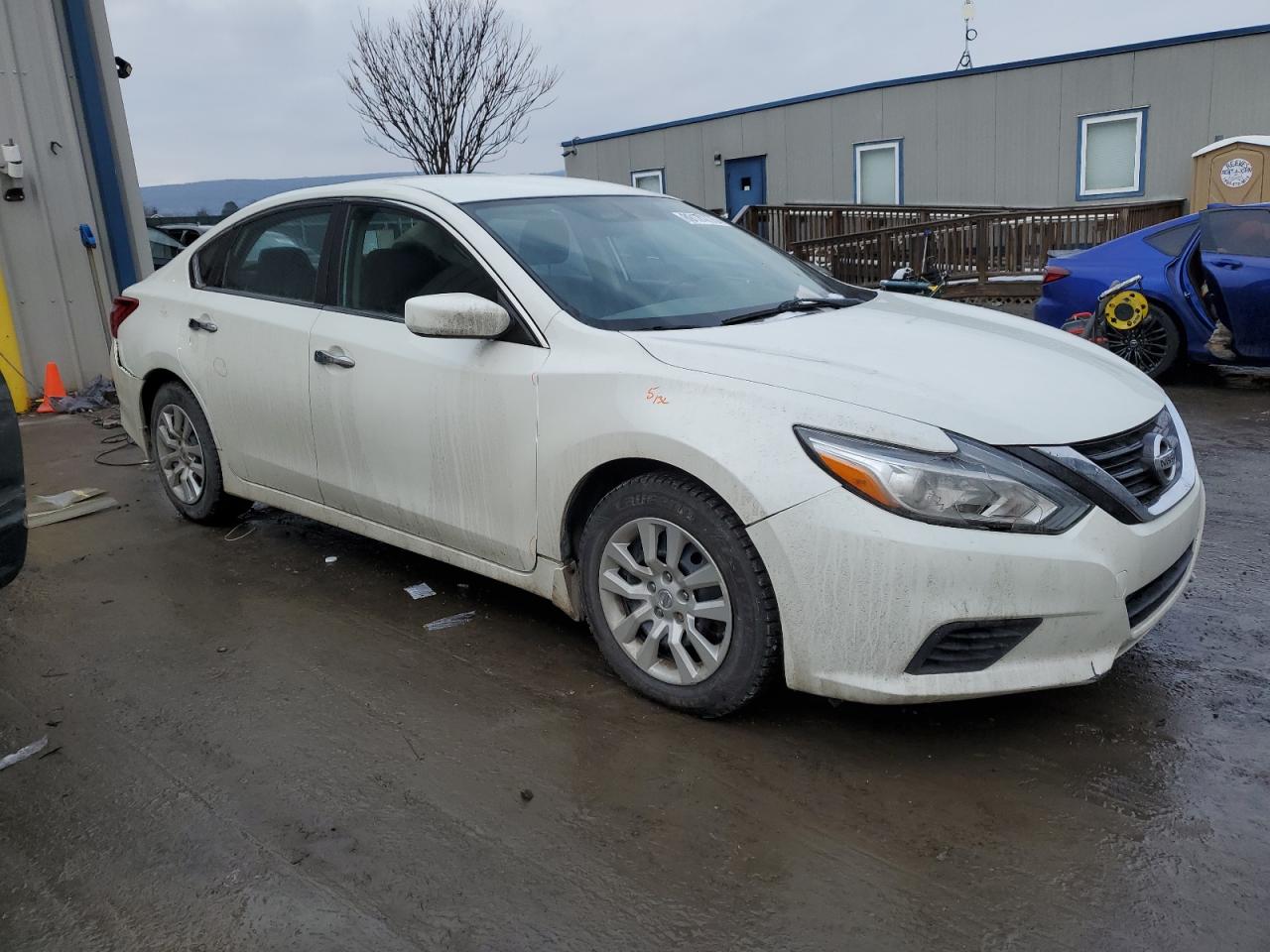 2017 Nissan Altima - Image 4