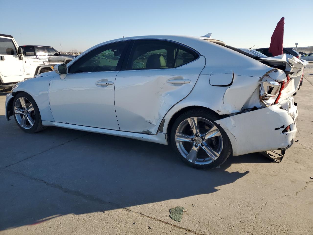 2011 Lexus IS - Image 2
