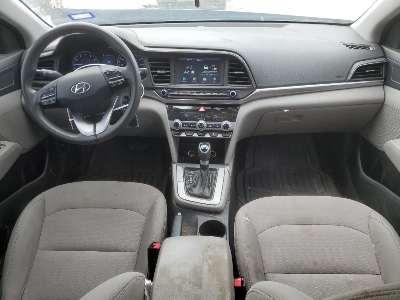 2020 Hyundai Elantra - Image 8