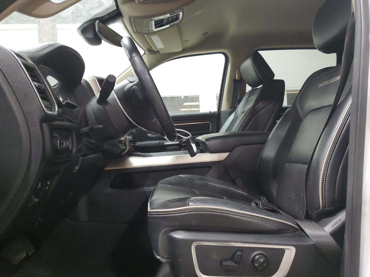 2020 RAM 1500 - Image 7