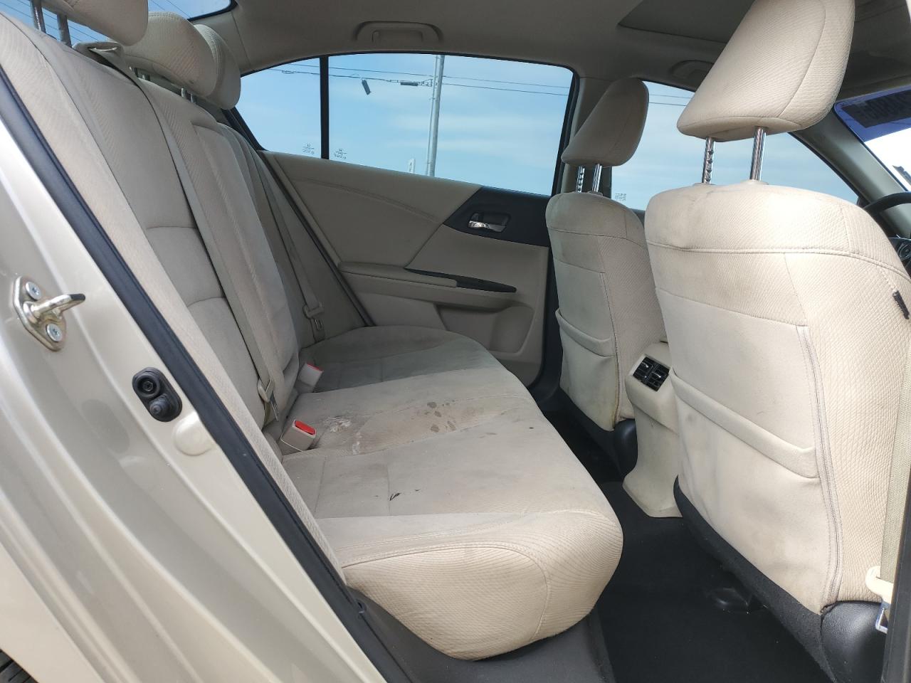 2016 Honda Accord - Image 11