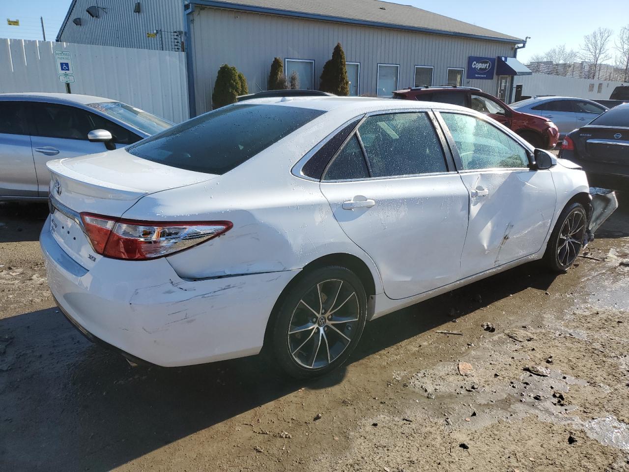 2016 Toyota Camry - Image 3