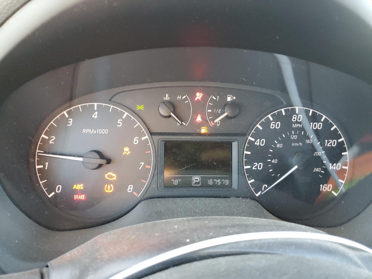 2014 Nissan Sentra - Image 9