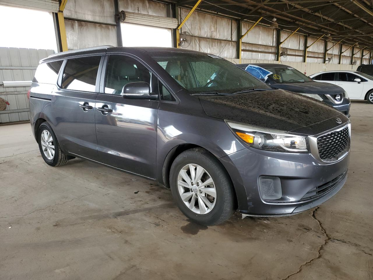 2016 Kia Sedona - Image 4