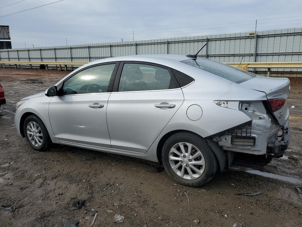 2021 Hyundai Accent - Image 2