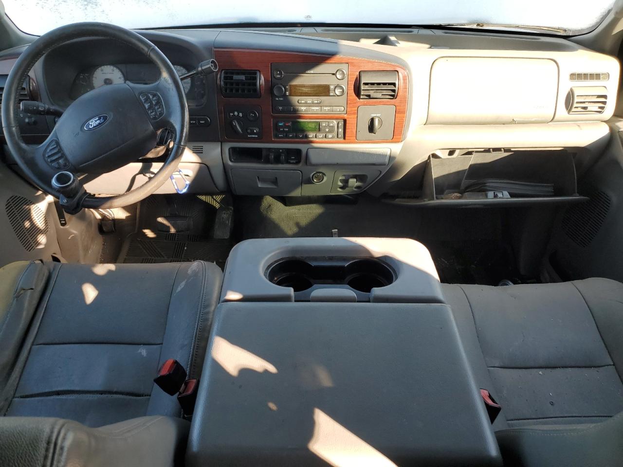 2005 Ford F250 - Image 8