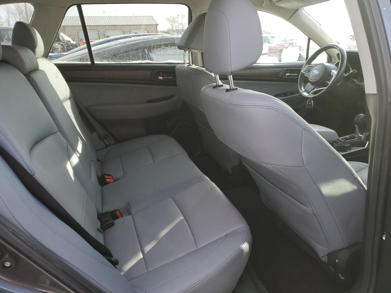 2018 Subaru Outback - Image 11