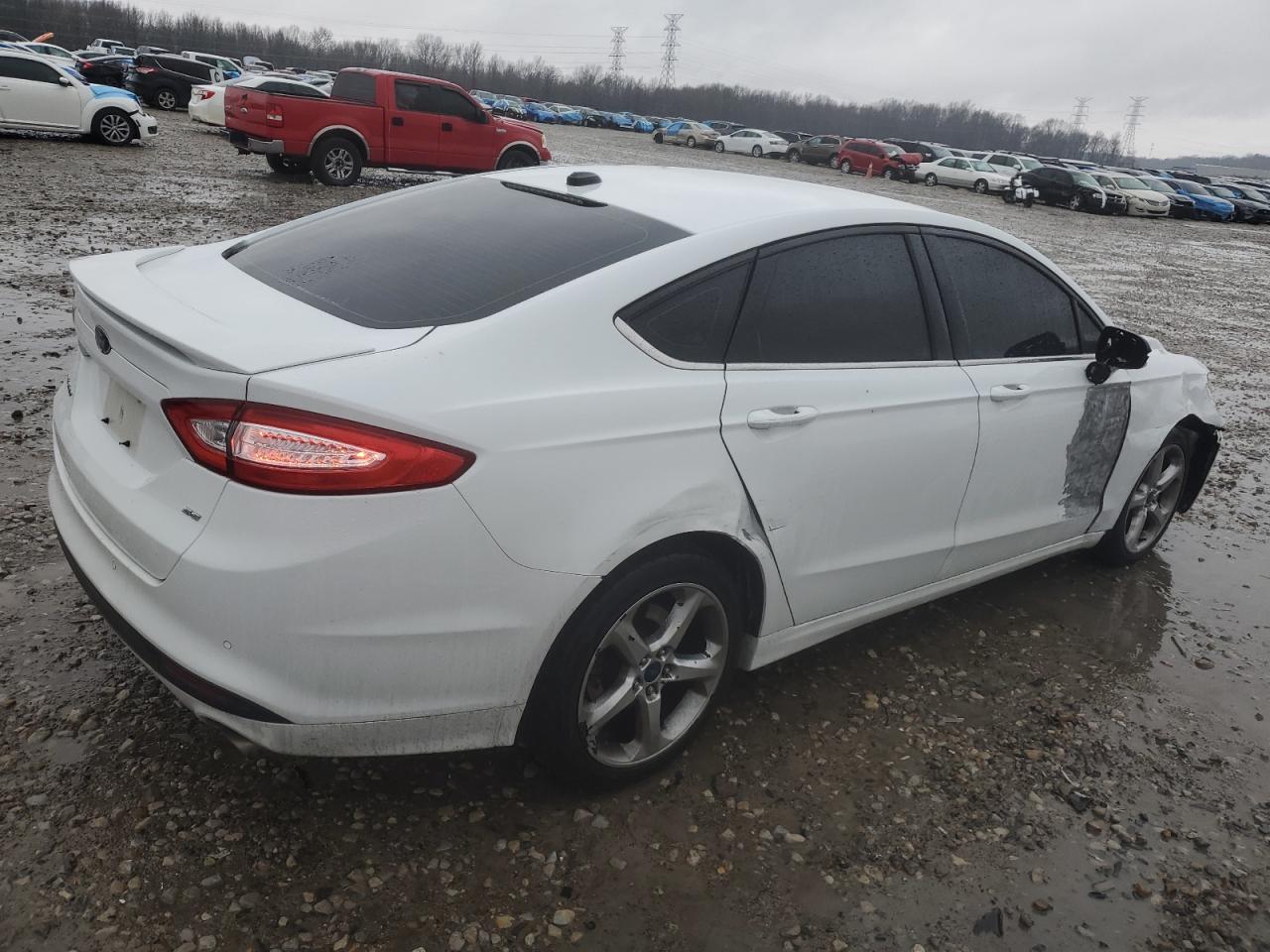 2016 Ford Fusion - Image 3