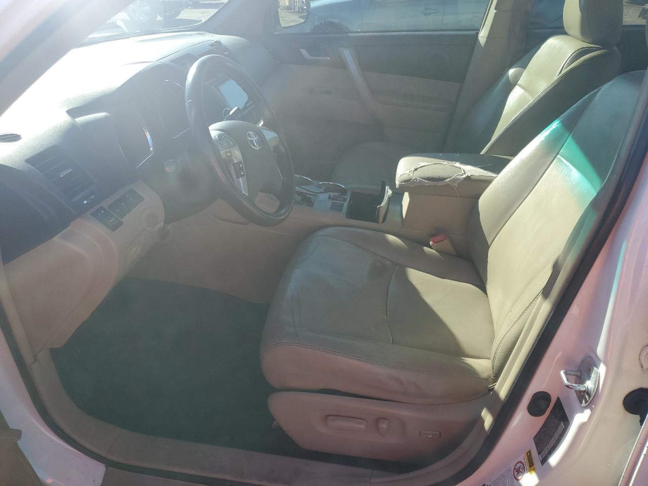 2013 Toyota Highlander - Image 7