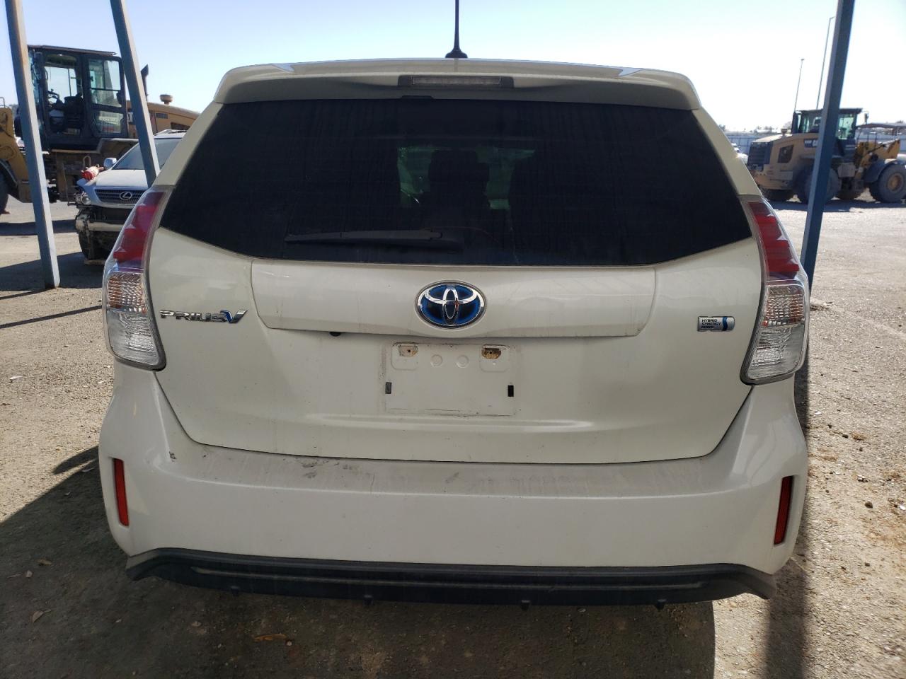 2017 Toyota Prius V VIN: JTDZN3EU0HJ057410 Lot: 42354195