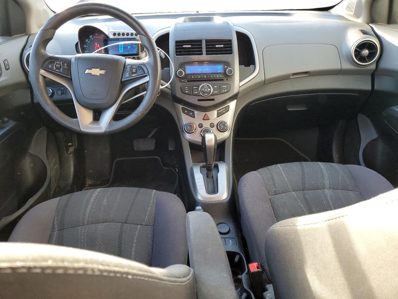 2014 Chevrolet Sonic - Image 8