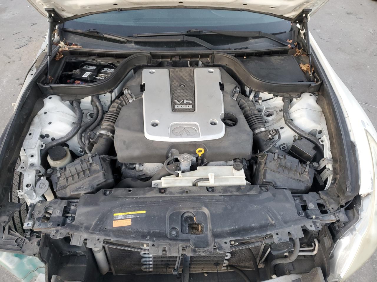 2013 Infiniti G - Image 11